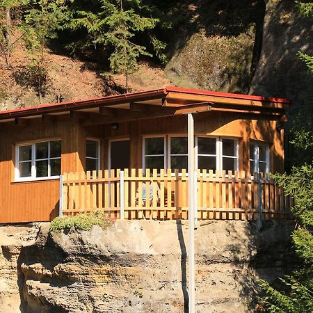 Malbenka - Chata Na Skale Pod Hradem Kokorin Bagian luar foto
