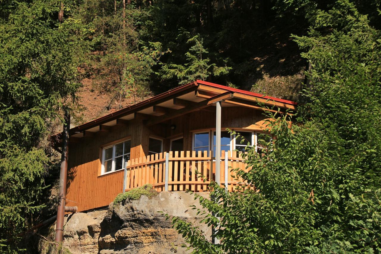 Malbenka - Chata Na Skale Pod Hradem Kokorin Bagian luar foto